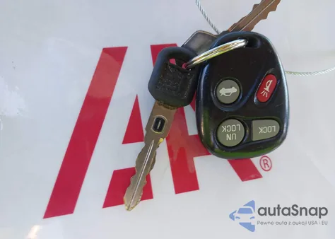 1999 Buick Century Custom из США, поврежденный, VIN 2G4WS52MXX1591837